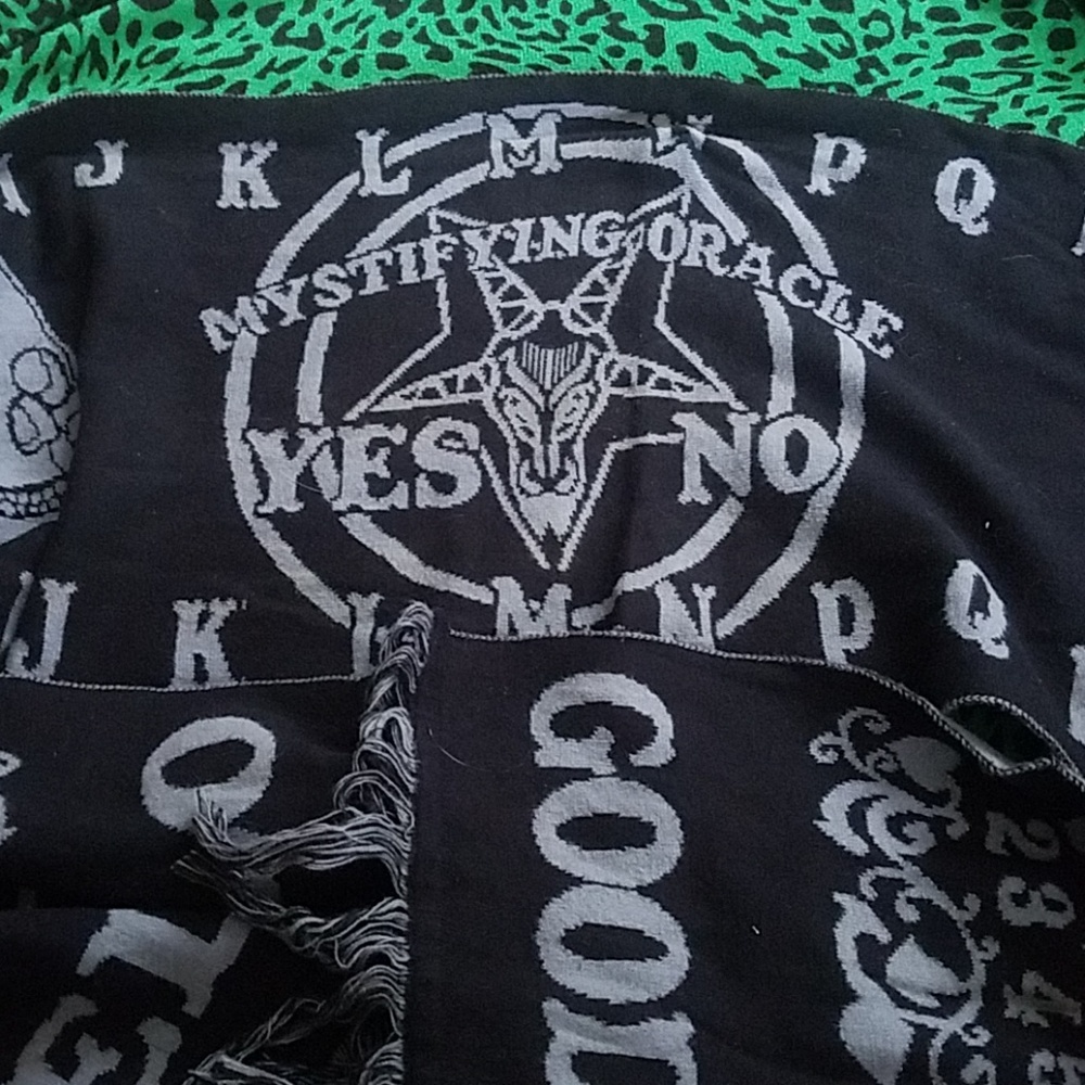 Mystifying Oracle Ouija scarf